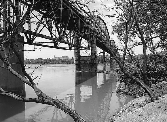 fourth street bridge, St. Charles, Mo