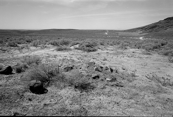 Unmarked emigrant grave, south alternate trail site, near Boise