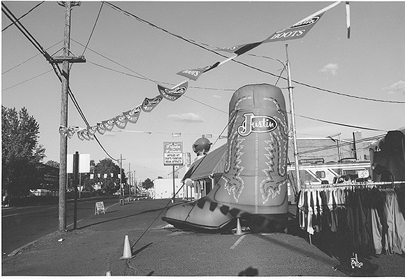 Large  boot on   trail site , Pendleton , Oregon