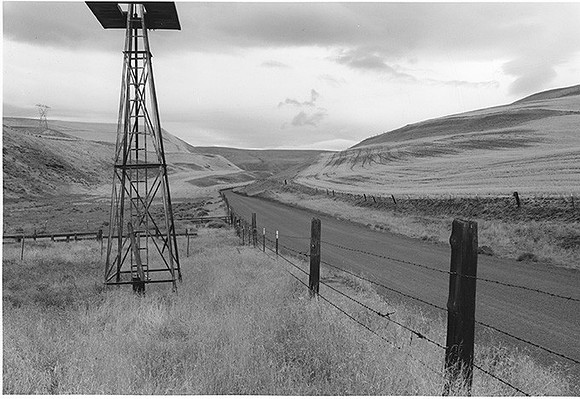 Windmill on  trailsite between Deshutes and  Dalles, Oregon