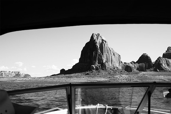 Approaching Dominguez Butte, Lake Powell  ,  Arizona