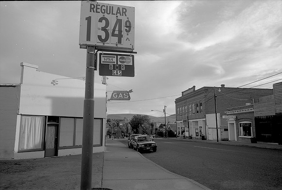 Trailsite through Dufur, Oregon